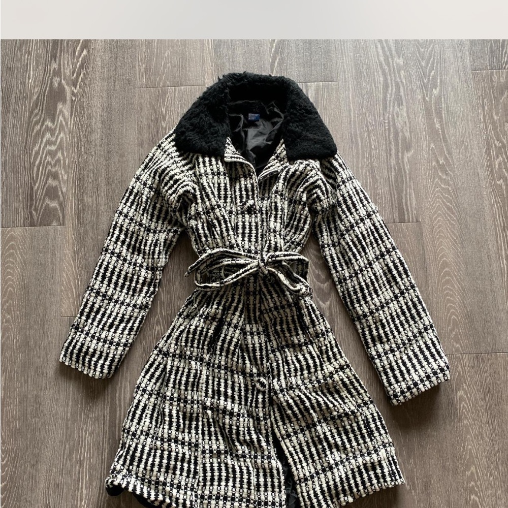Women's Black and White Plaid Coat